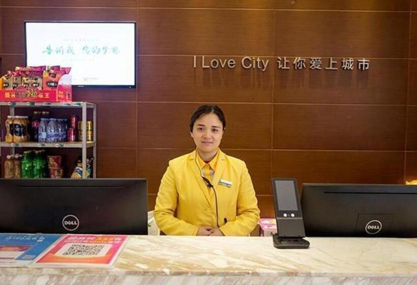 فندق City Comfort Inn Xiangyang Laohekou 4th Middle School Bus Station