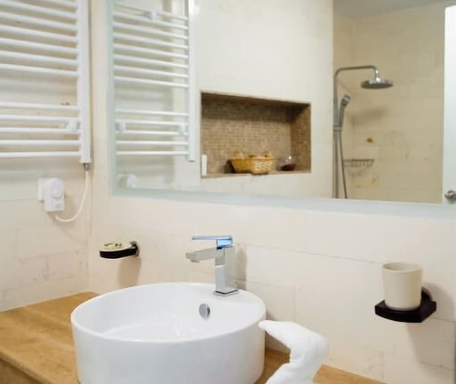 فندق Domeniul Greaca