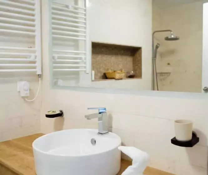 Hotelli Domeniul Greaca