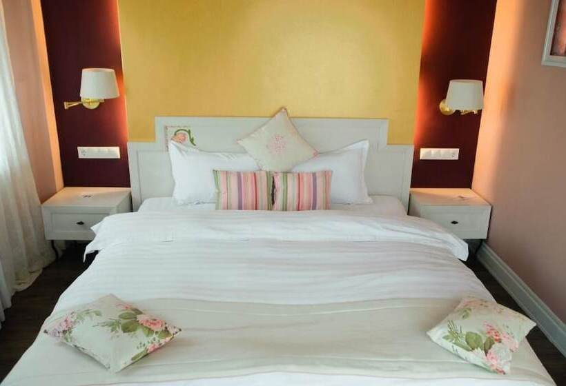 فندق Domeniul Greaca