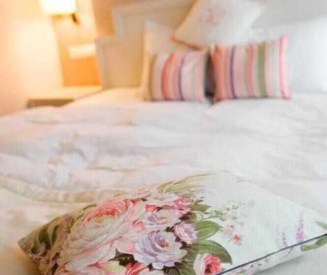 فندق Domeniul Greaca