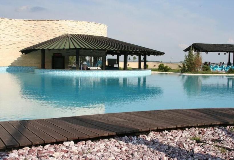 فندق Domeniul Greaca