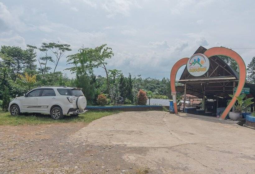 בית מלון כפרי Reddoorz Resort Syariah @ Batu Apung Purwakarta