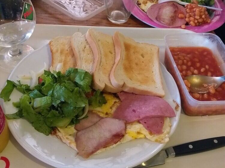 فندق Western Palmlands