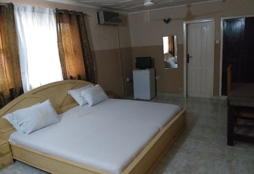 فندق Western Palmlands