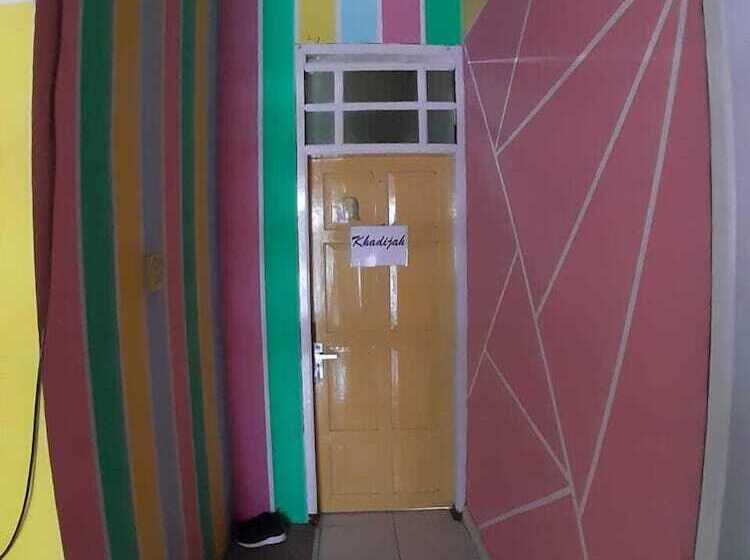 بنسيون Aminah Homestay And Tour