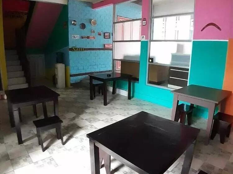 Majatalo Aminah Homestay And Tour