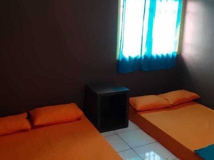 بنسيون Aminah Homestay And Tour