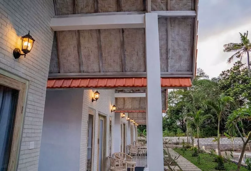 ペンション Kayu Kuning Cottage