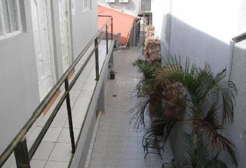 هتل Hostal Azteca Bolivia