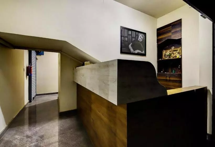 Hotelli Mohan Residency