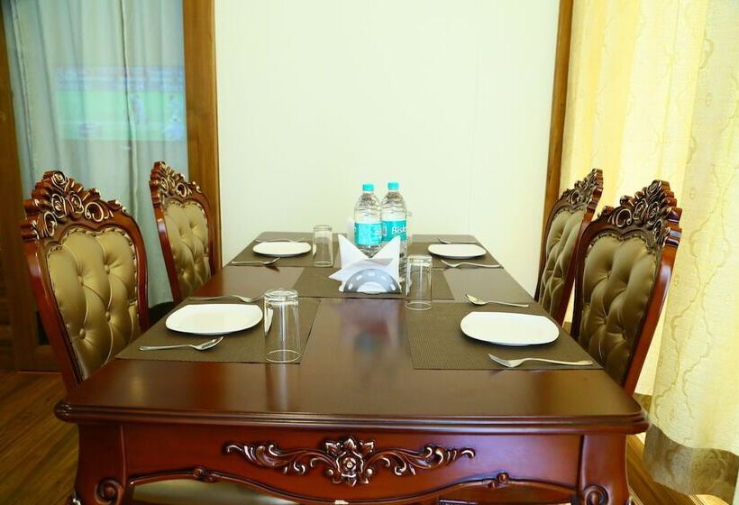 Отель Royal County Resorts