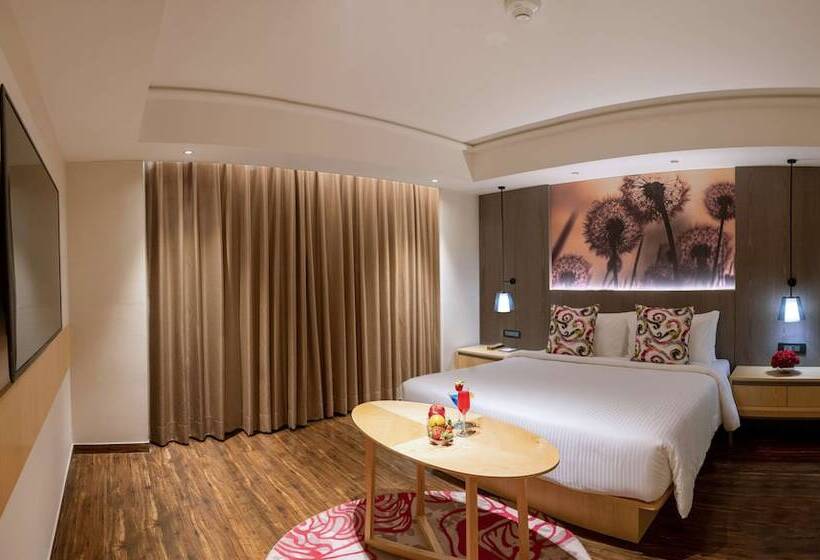 Hotel The Gaurs Sarovar Premiere