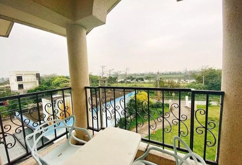 پانسیون Isaalice Slip And Slide B&b