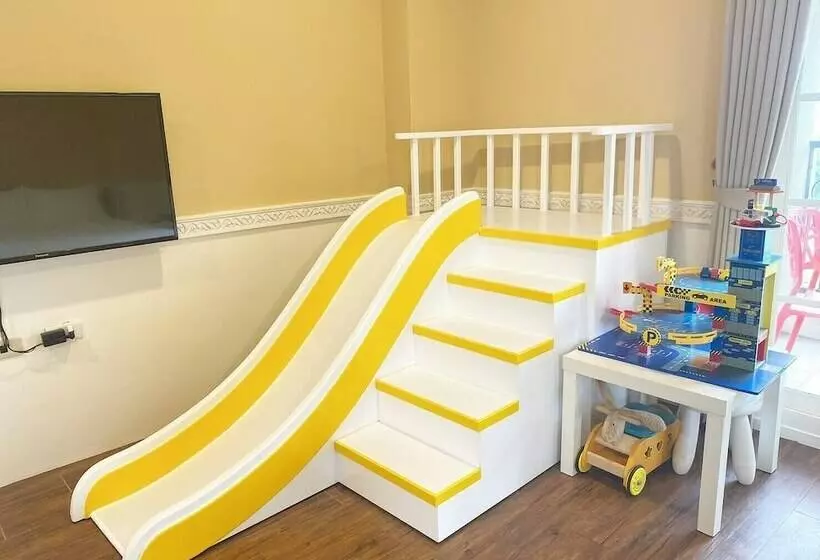 پانسیون Isaalice Slip And Slide B&b