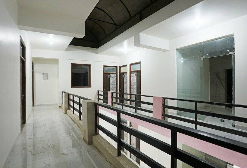 The Rejoice Hotel & Guesthouse By Oyo Rooms