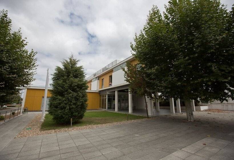 ユースホステル Hi Lousã – Pousada De Juventude