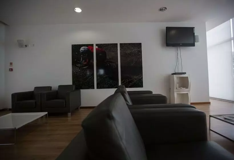 旅馆 Hi Lousã – Pousada De Juventude