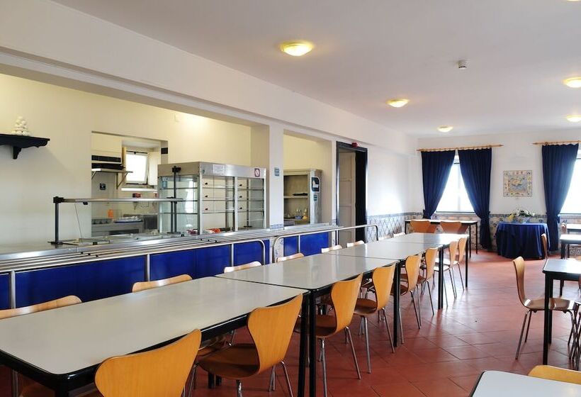 Ostello Hi Oeiras – Pousada De Juventude