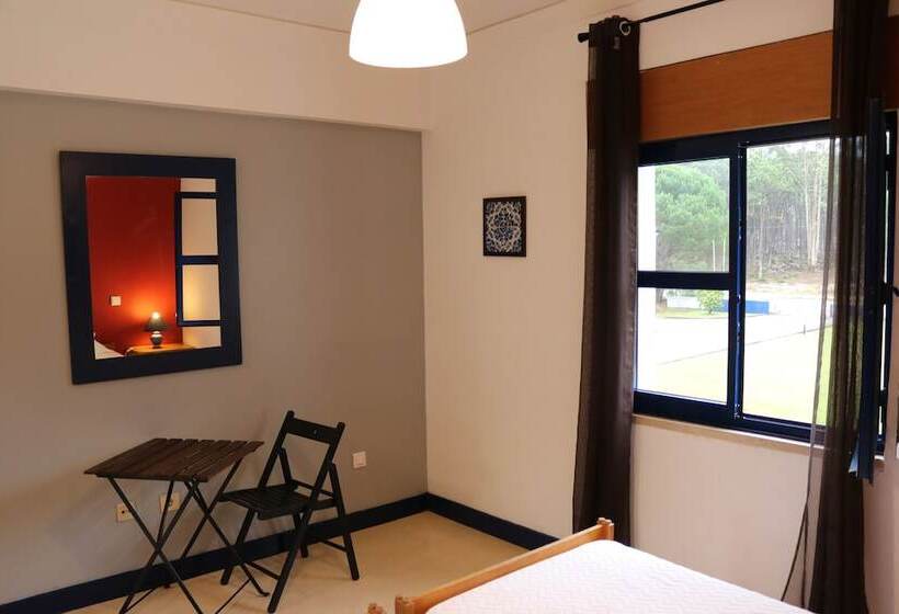 فندق صغير Hi Ovar   Pousada De Juventude