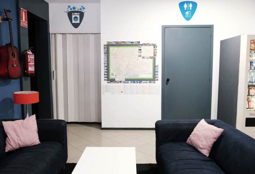 Alternative Creative Youth Hostel Barcelona