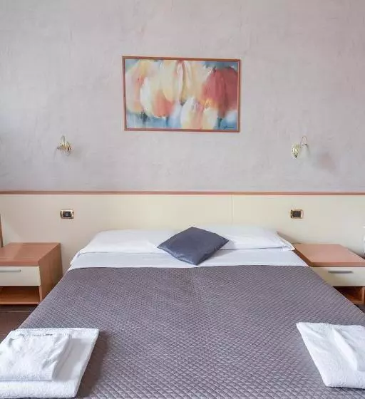 هتل Angelica Firenze