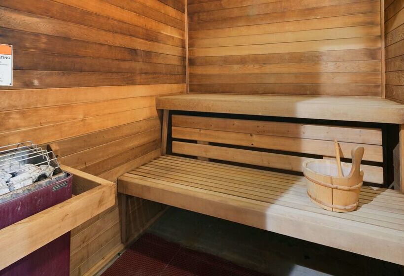 Отель Best Western Plus Port Of Camaswashougal Convention Center