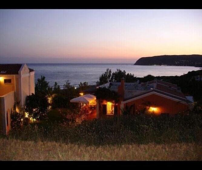 בית מלון כפרי Mounda Beach