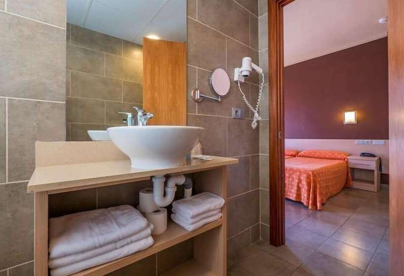 هتل Tossa Beach Center