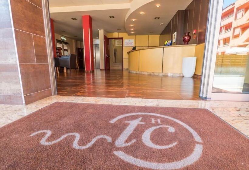 هتل Tossa Beach Center