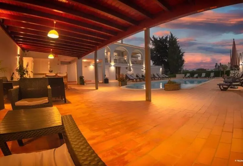 فندق Villa Welwitshia