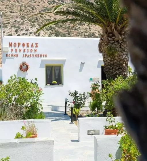 Morpheas Pension Rooms & Apartments