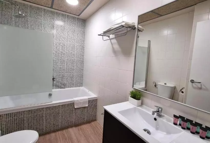 Residencia Universitaria Damia Bonet