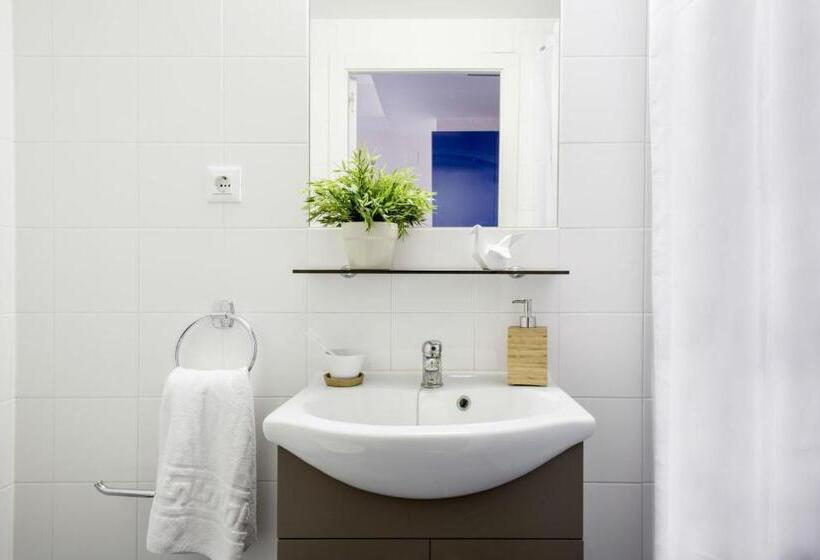 Residencia Universitaria Damia Bonet