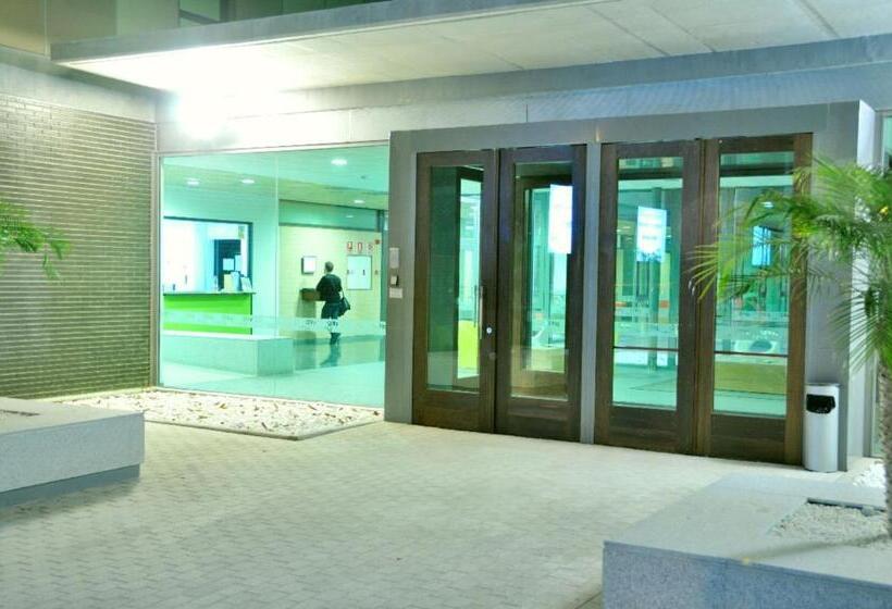 Residencia Universitaria Damia Bonet