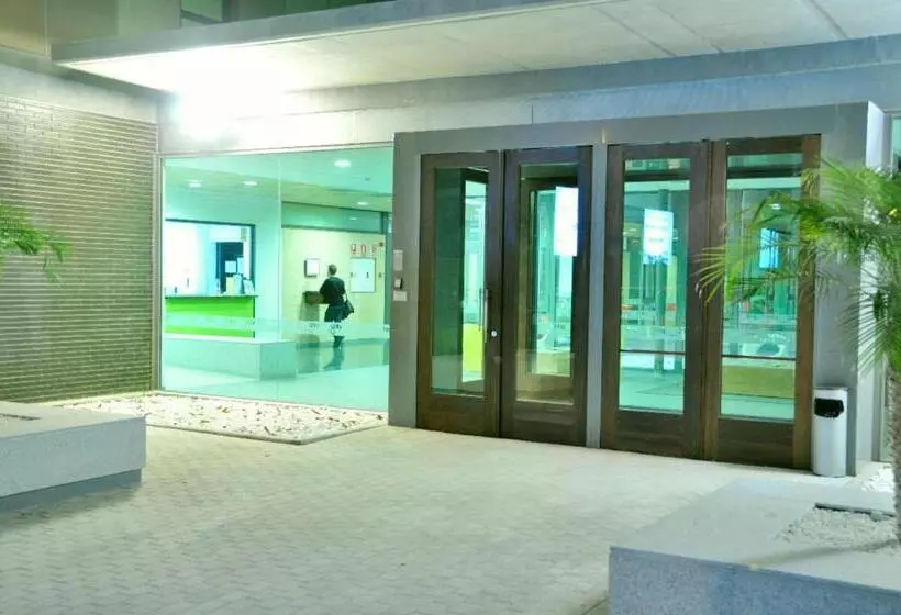 Residencia Universitaria Damia Bonet