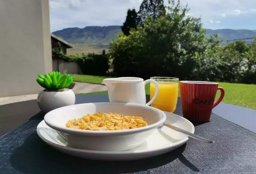 Aamiaismajoitus (B&B) The Raz