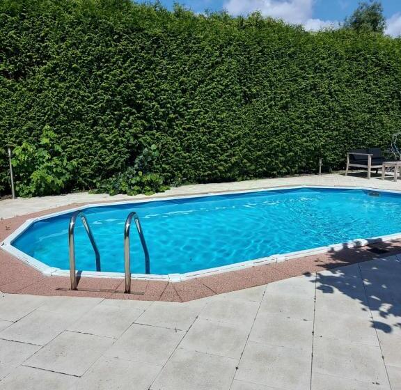 East Meets West Bed And Breakfast