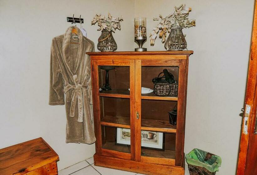 مبيت وإفطار Buffelsfontein Farm Cottage