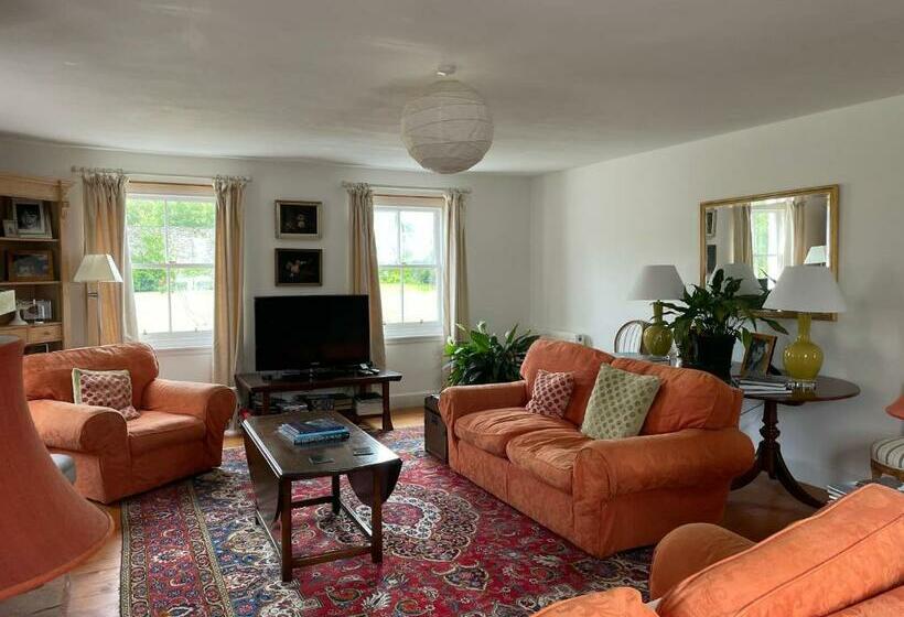 ベッドアンドブレックファースト Ladyurd Farmhouse