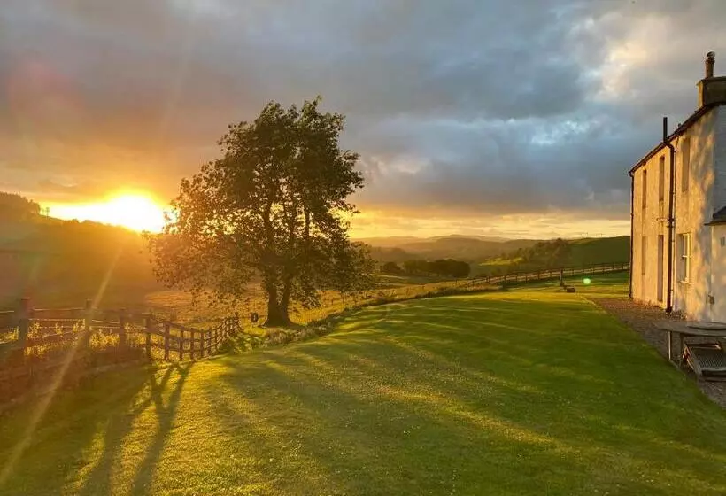 ベッドアンドブレックファースト Ladyurd Farmhouse