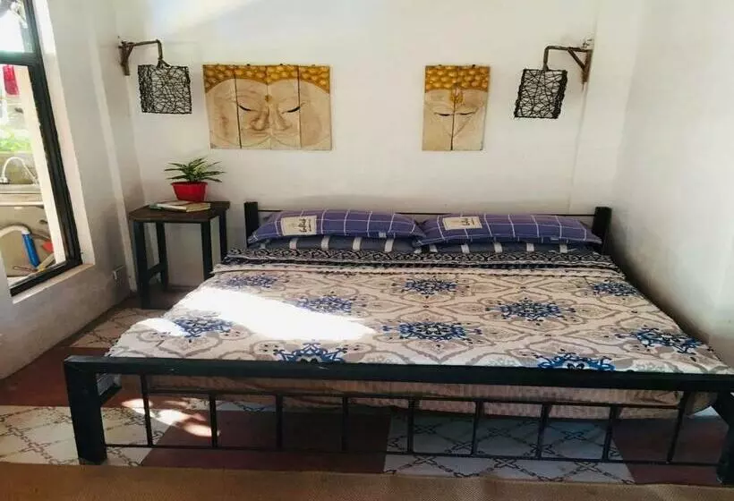 هتل Half Moon Village And Beach House
