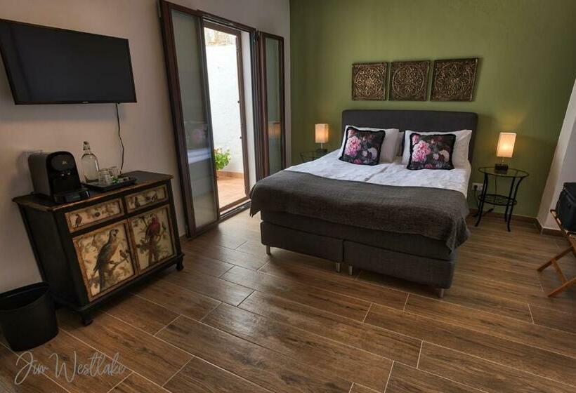 Olive Tree Bed And Breakfast