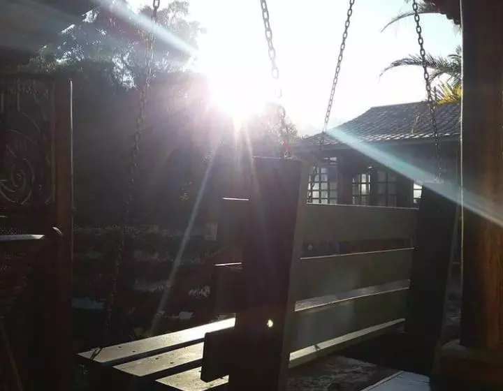 Majatalo Chalé Do Lago Ladeira De Pedra