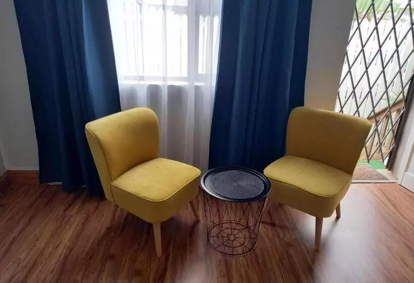 Majatalo Friendz Guesthouse