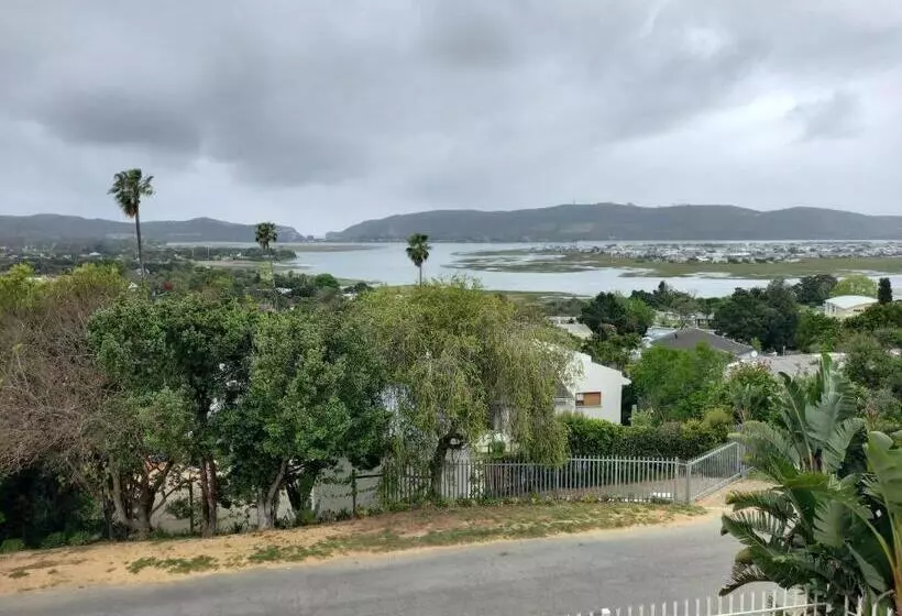 Majatalo Friendz Guesthouse