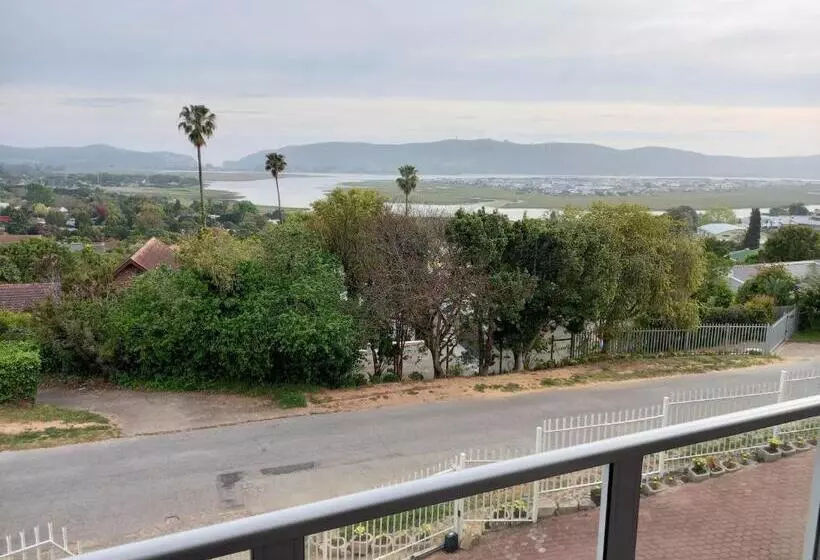 Majatalo Friendz Guesthouse