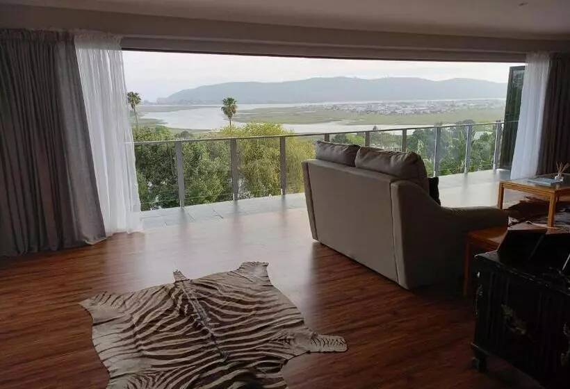 Majatalo Friendz Guesthouse