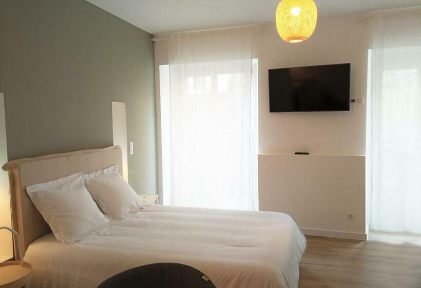 بنسيون Résidence Oceanica