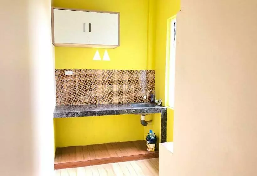 Hotelli Reddoorz Syariah @ Jalan Pangeran Antasari 4